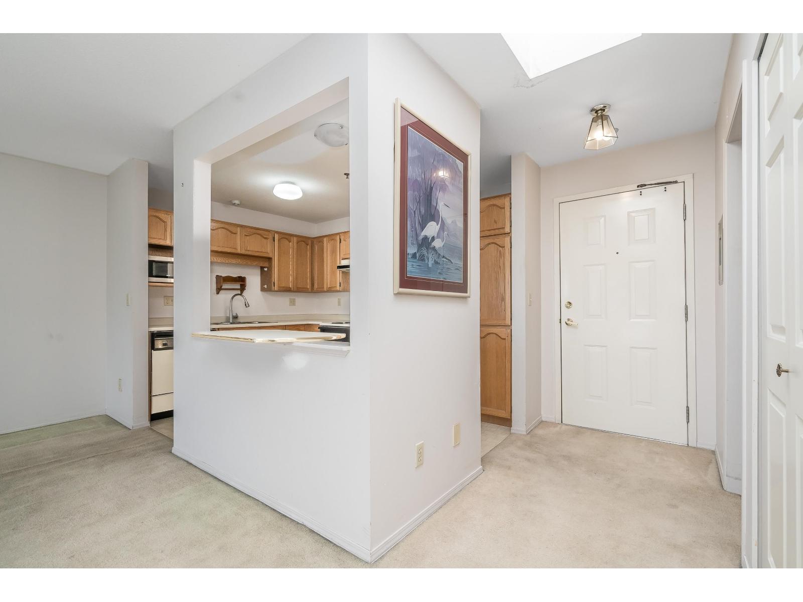 310 33535 King Road, Abbotsford, British Columbia  V2S 6Z5 - Photo 4 - R3105459