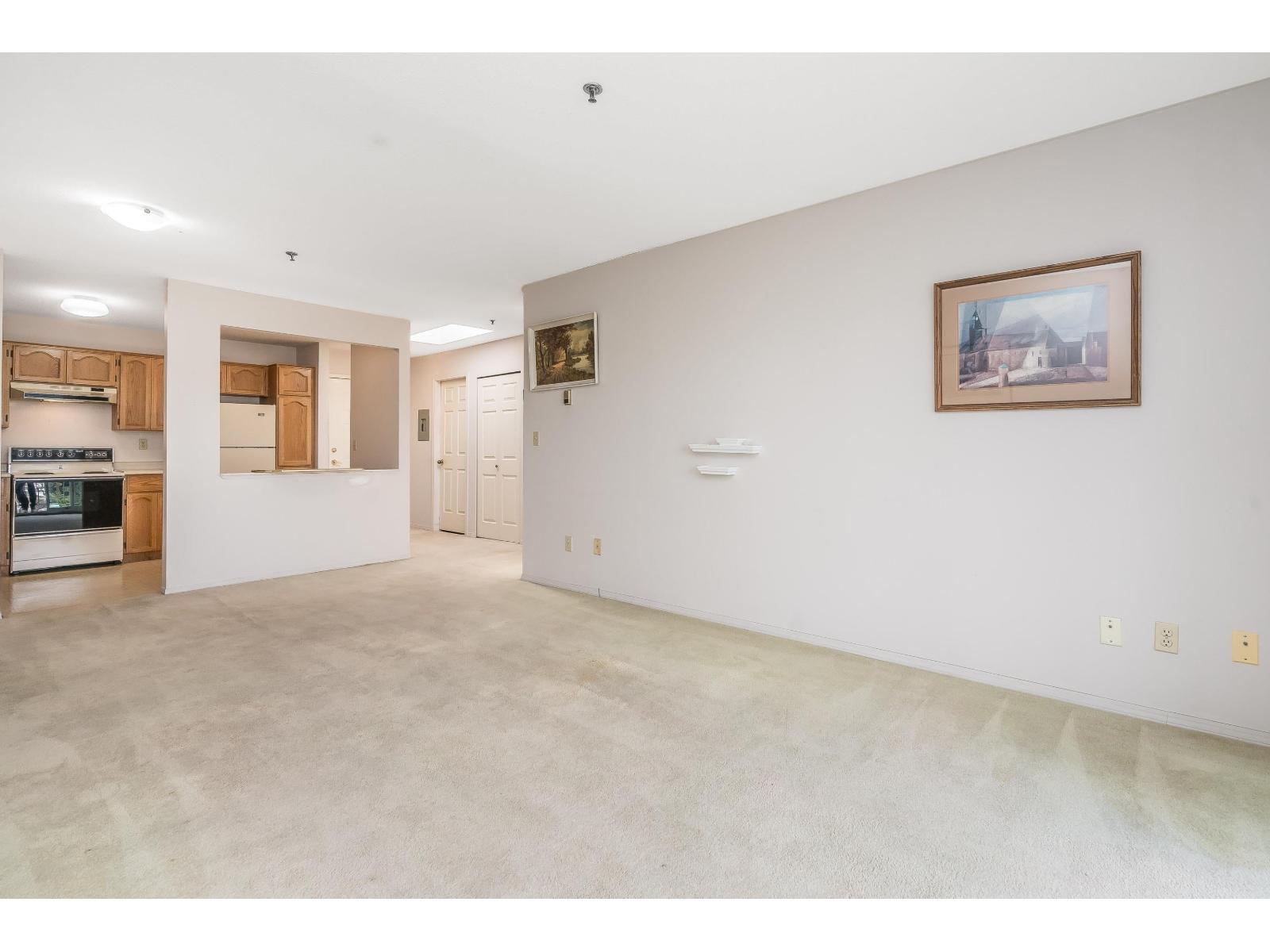 310 33535 King Road, Abbotsford, British Columbia  V2S 6Z5 - Photo 11 - R3105459