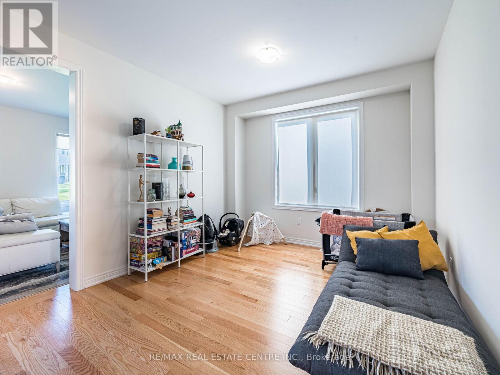 192 Miyako Court, Oshawa, Ontario  L1L 0R7 - Photo 11 - E12951816