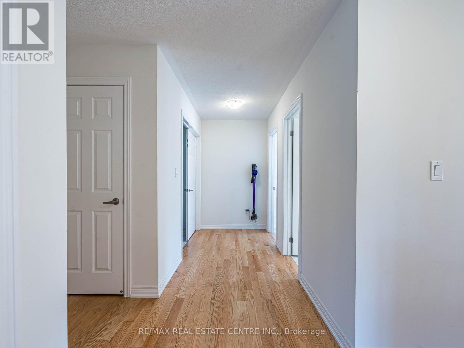 192 Miyako Court, Oshawa, Ontario  L1L 0R7 - Photo 29 - E12951816