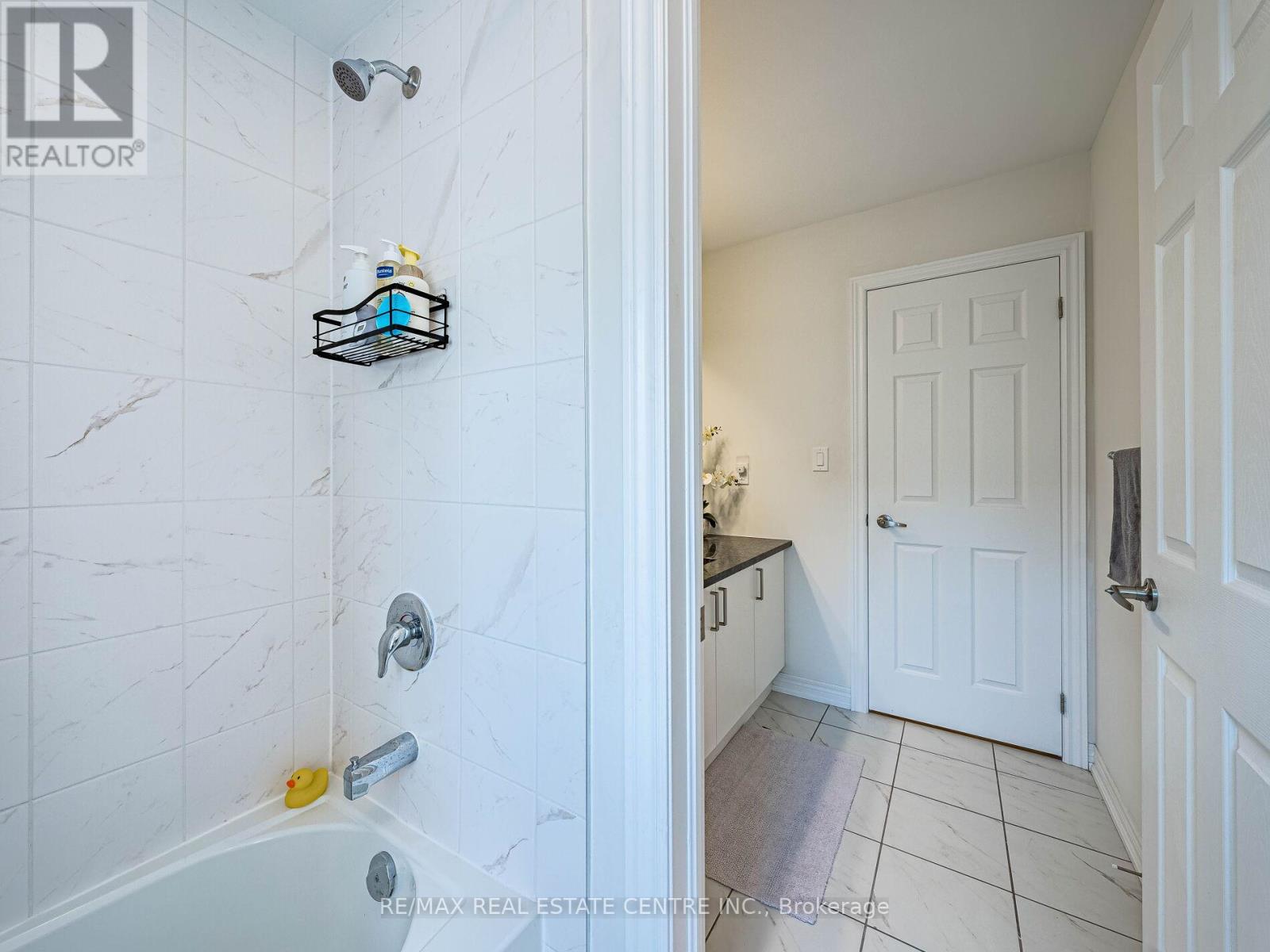 192 Miyako Court, Oshawa, Ontario  L1L 0R7 - Photo 47 - E12951816