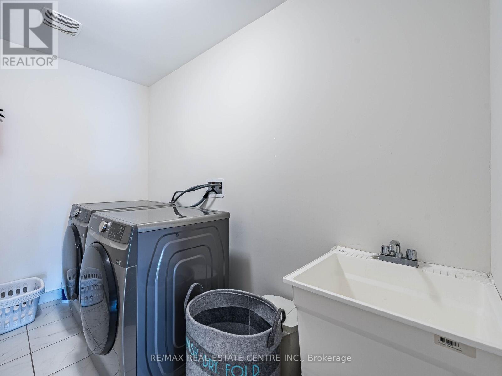 192 Miyako Court, Oshawa, Ontario  L1L 0R7 - Photo 48 - E12951816