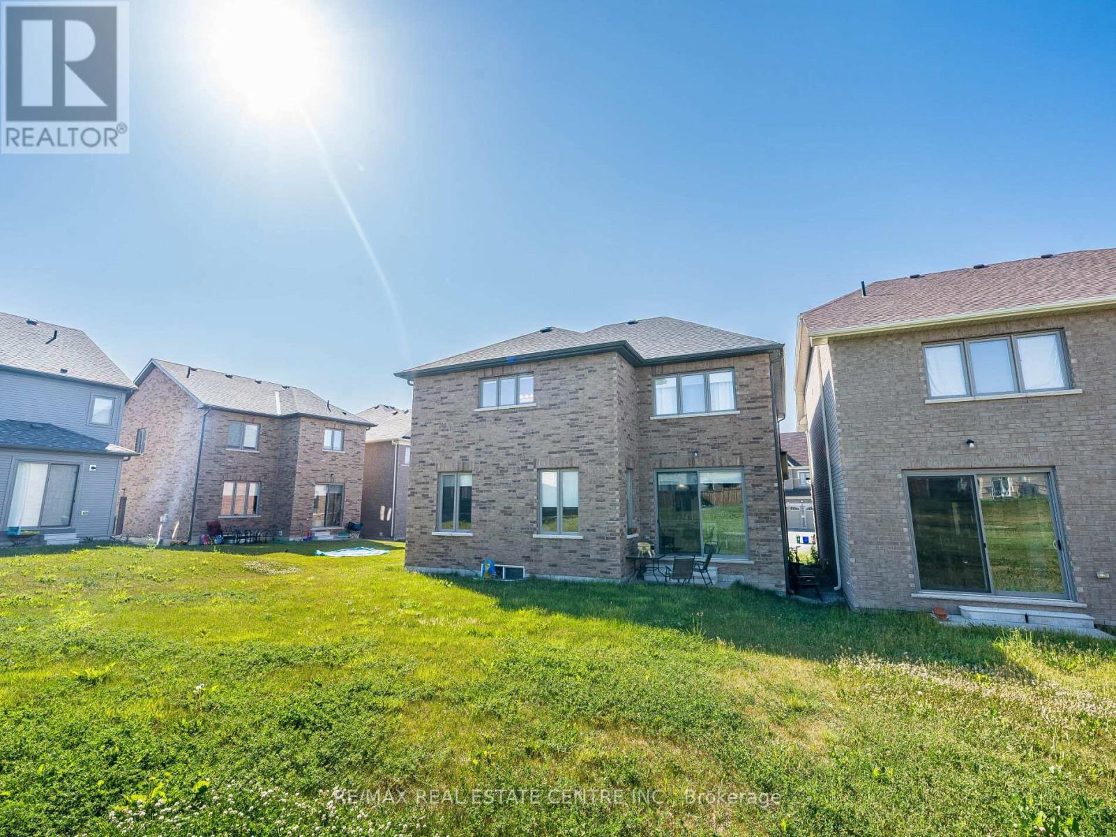 192 Miyako Court, Oshawa, Ontario  L1L 0R7 - Photo 50 - E12951816