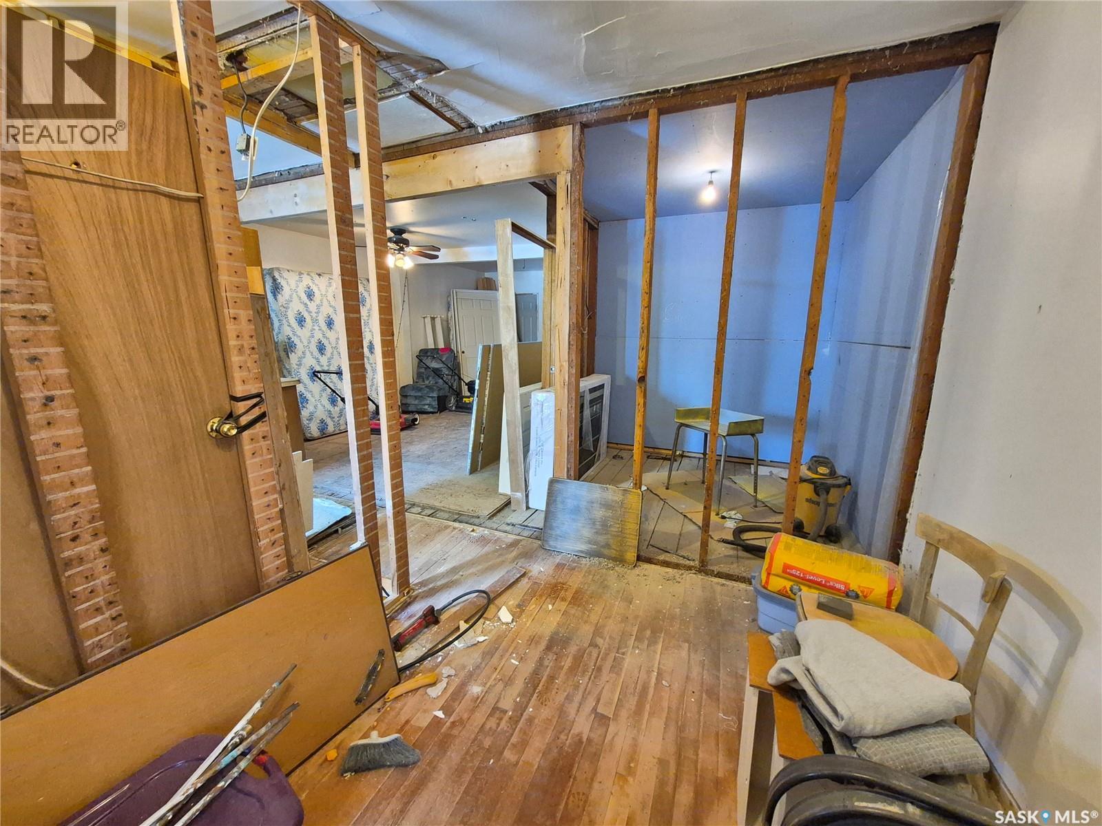 517 Beckwell Avenue, Radville, Saskatchewan  S0C 2G0 - Photo 8 - SK031941