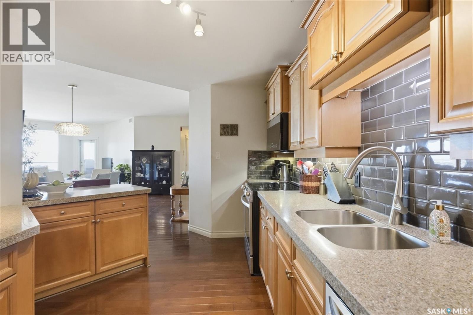 402 615 Saskatchewan Crescent W, Saskatoon, Saskatchewan  S7M 0A5 - Photo 11 - SK031852