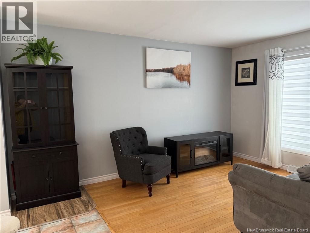 4 DubÉ Street, Edmundston, New Brunswick  E3V 2G2 - Photo 12 - NB136420