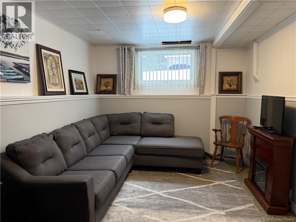 4 DubÉ Street, Edmundston, New Brunswick  E3V 2G2 - Photo 20 - NB136420