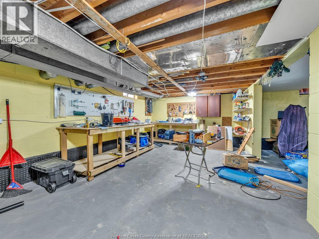 2848 Glenwood Avenue, Windsor, Ontario N9E 2X8 - Photo 23 - 26006947