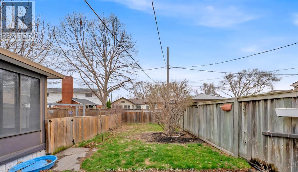 2848 Glenwood Avenue, Windsor, Ontario N9E 2X8 - Photo 30 - 26006947