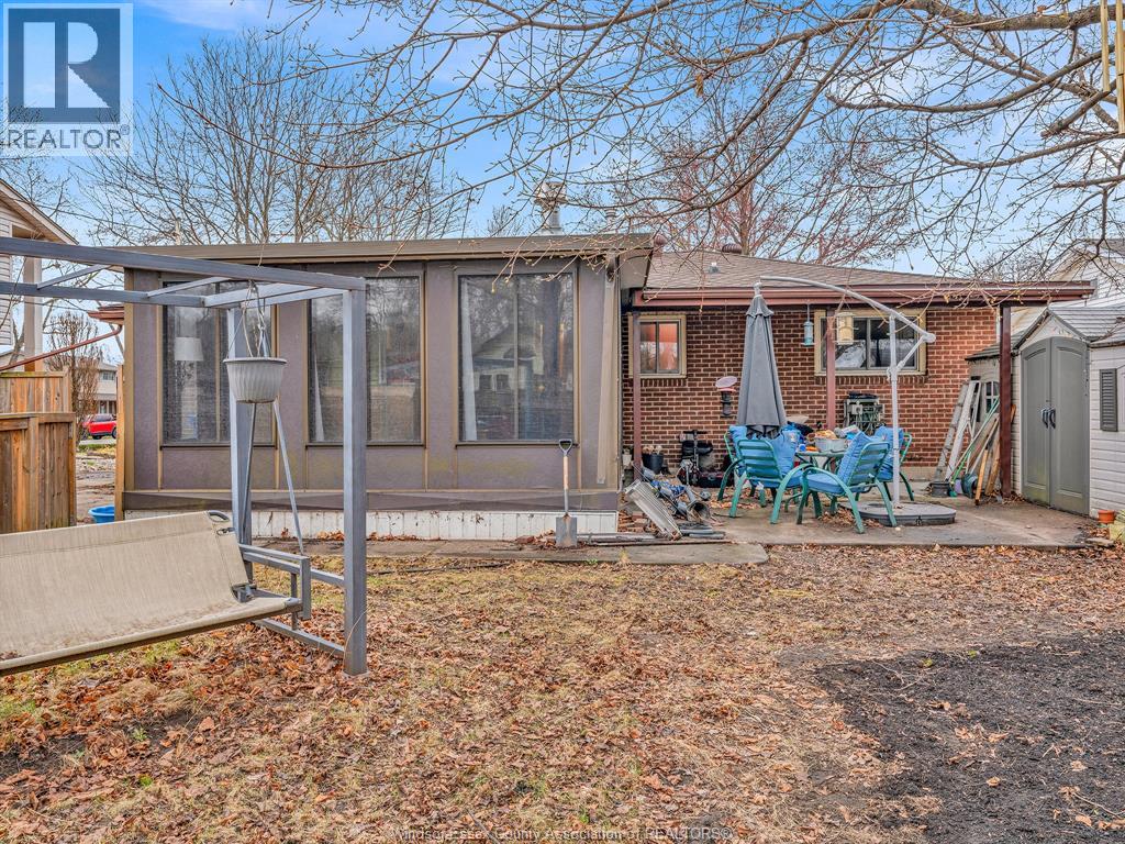2848 Glenwood Avenue, Windsor, Ontario N9E 2X8 - Photo 34 - 26006947