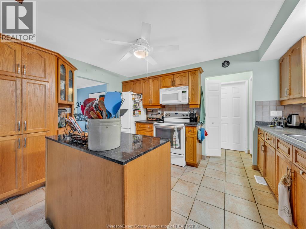 2848 Glenwood Avenue, Windsor, Ontario N9E 2X8 - Photo 5 - 26006947