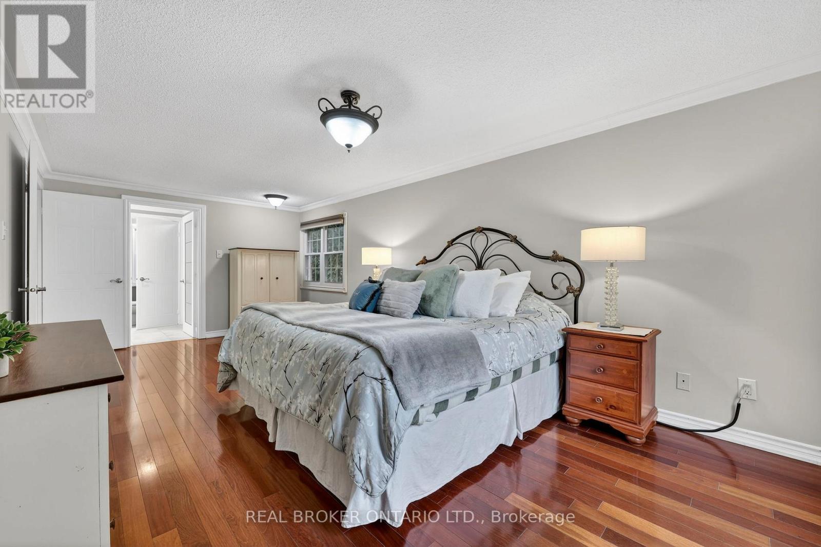 89 Marsden Court, Newmarket, Ontario  L3Y 7P6 - Photo 18 - N12951800