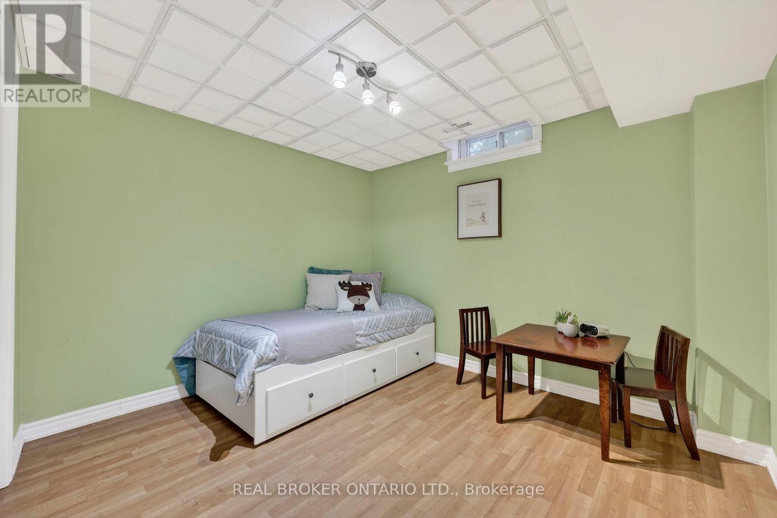 89 Marsden Court, Newmarket, Ontario  L3Y 7P6 - Photo 35 - N12951800