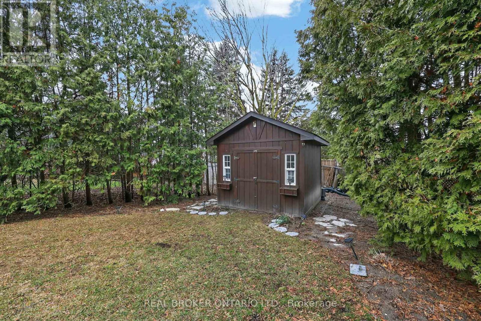 89 Marsden Court, Newmarket, Ontario  L3Y 7P6 - Photo 41 - N12951800