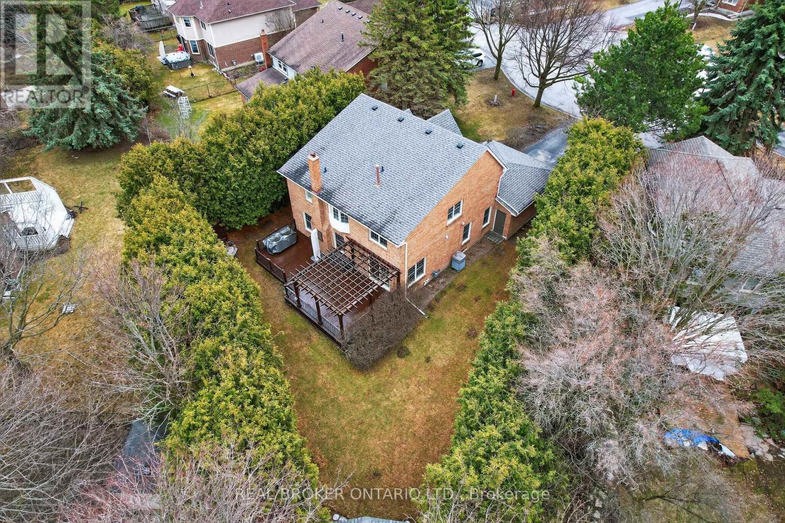 89 Marsden Court, Newmarket, Ontario  L3Y 7P6 - Photo 43 - N12951800