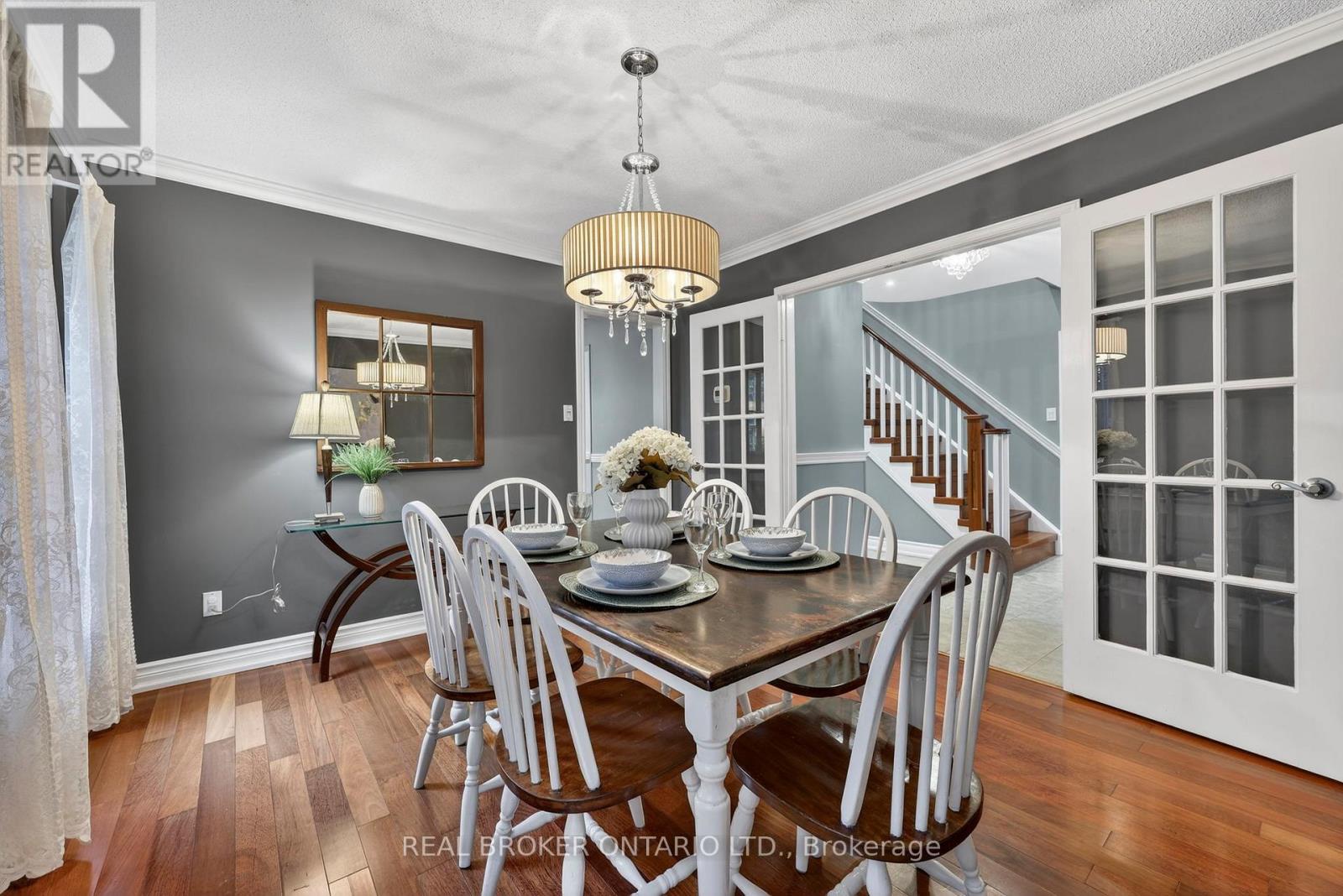 89 Marsden Court, Newmarket, Ontario  L3Y 7P6 - Photo 7 - N12951800