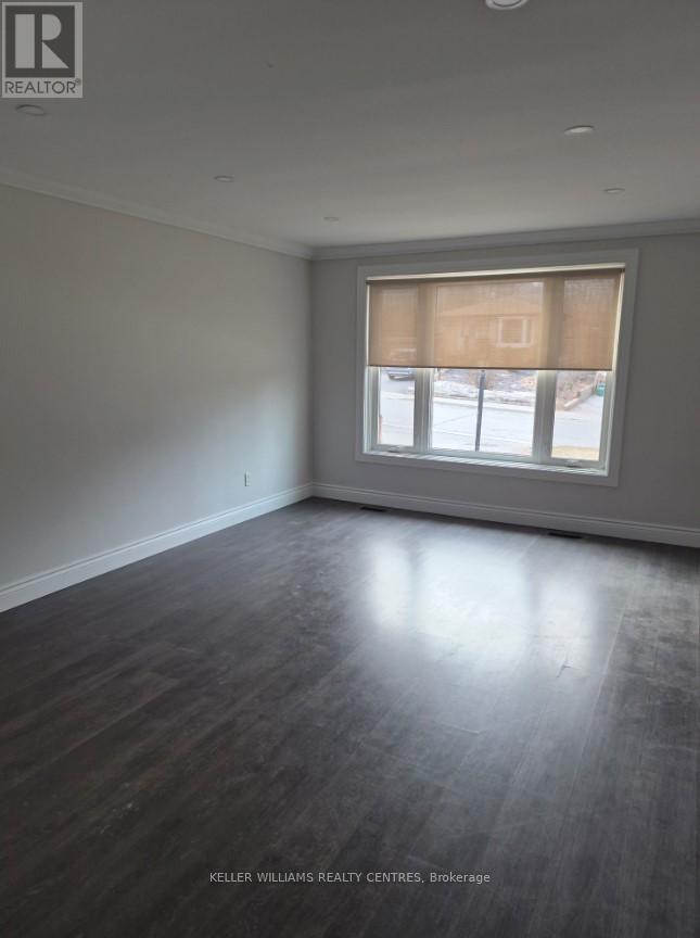 Upper - 782 Botany Hill Crescent, Newmarket, Ontario  L3Y 3A8 - Photo 3 - N12951888