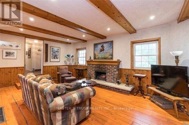 3563 Vandorf Side Road, Whitchurch-Stouffville, Ontario  L4A 7X5 - Photo 7 - N12951926