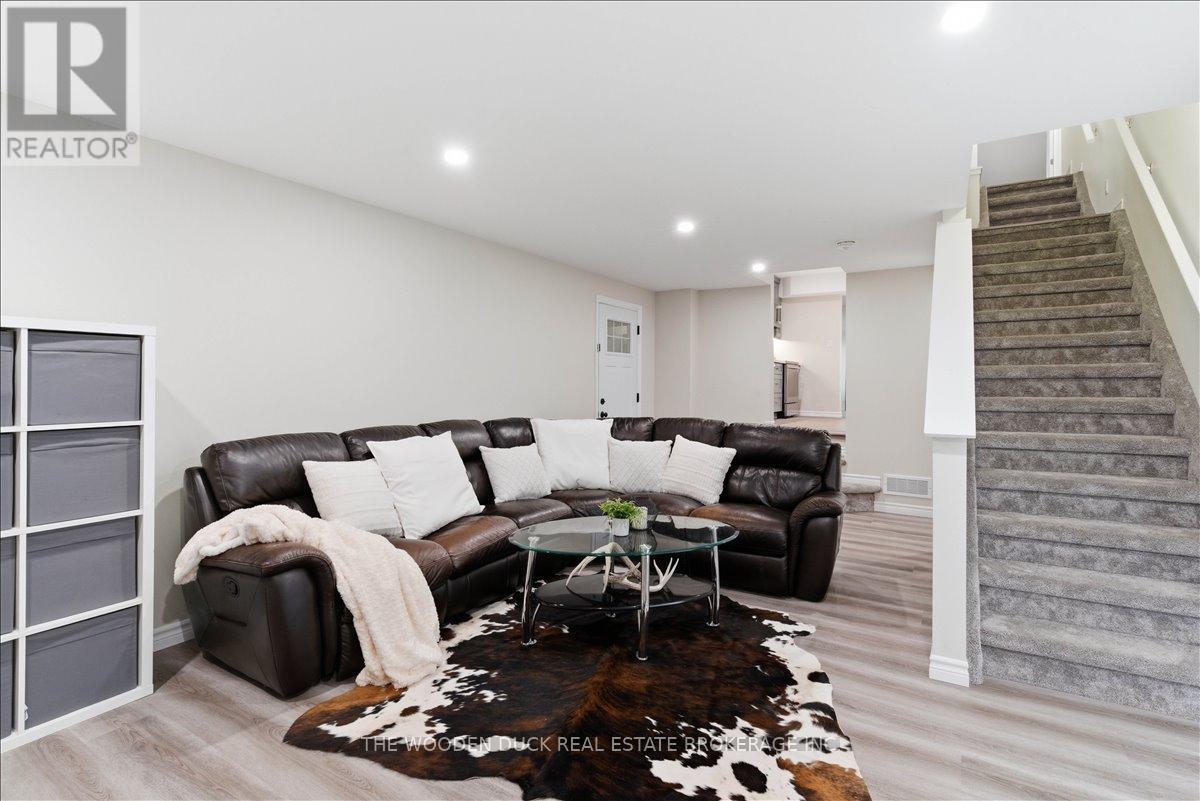 4329 Old Hwy 2 Highway, Belleville, Ontario  K8N 4Z4 - Photo 12 - X12945268