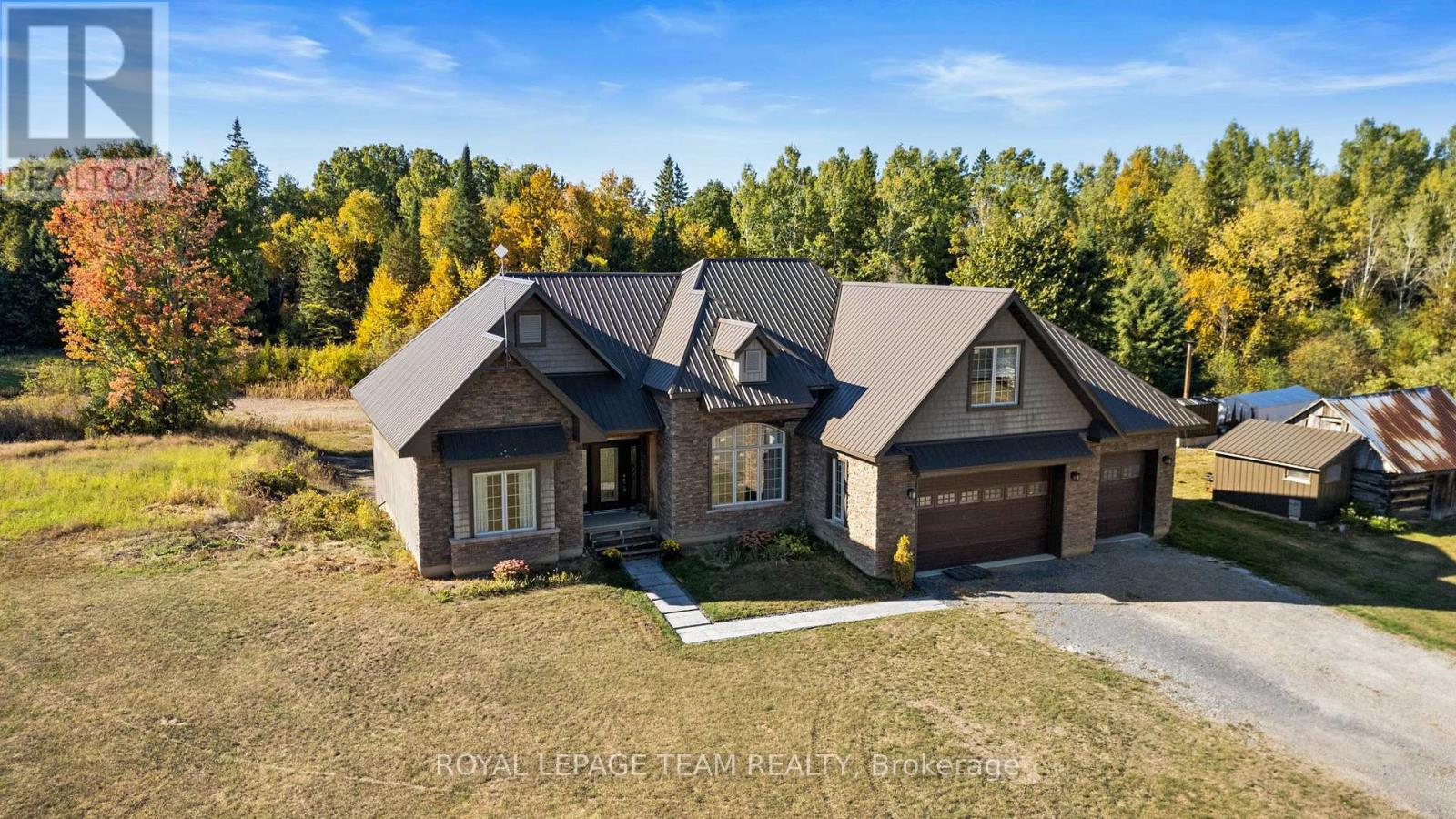 450 Davis Side Road, Beckwith, Ontario  K7A 4S7 - Photo 2 - X12868068