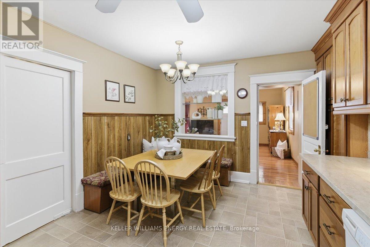 482 Simcoe Street N, Oshawa, Ontario  L1G 4T6 - Photo 12 - E12952228