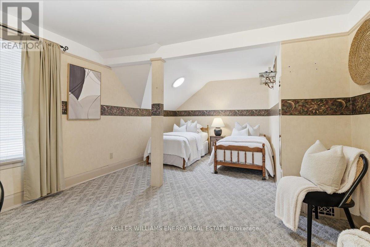 482 Simcoe Street N, Oshawa, Ontario  L1G 4T6 - Photo 15 - E12952228