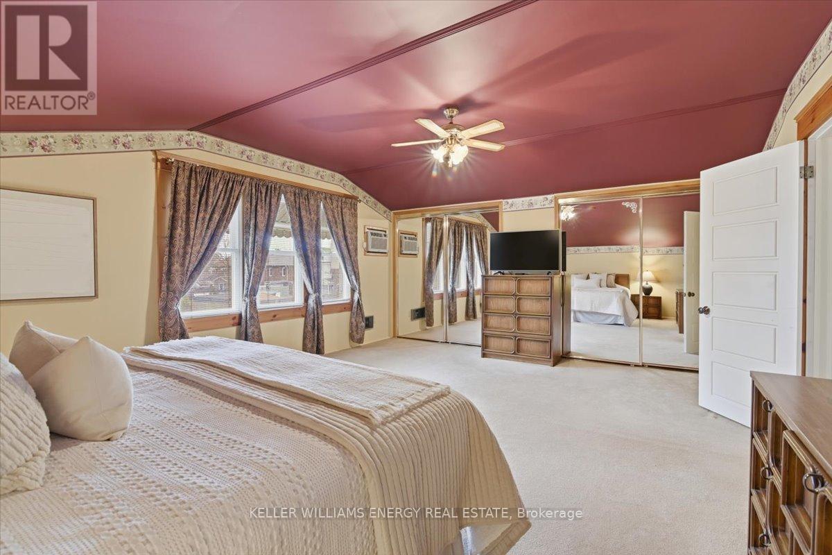 482 Simcoe Street N, Oshawa, Ontario  L1G 4T6 - Photo 19 - E12952228