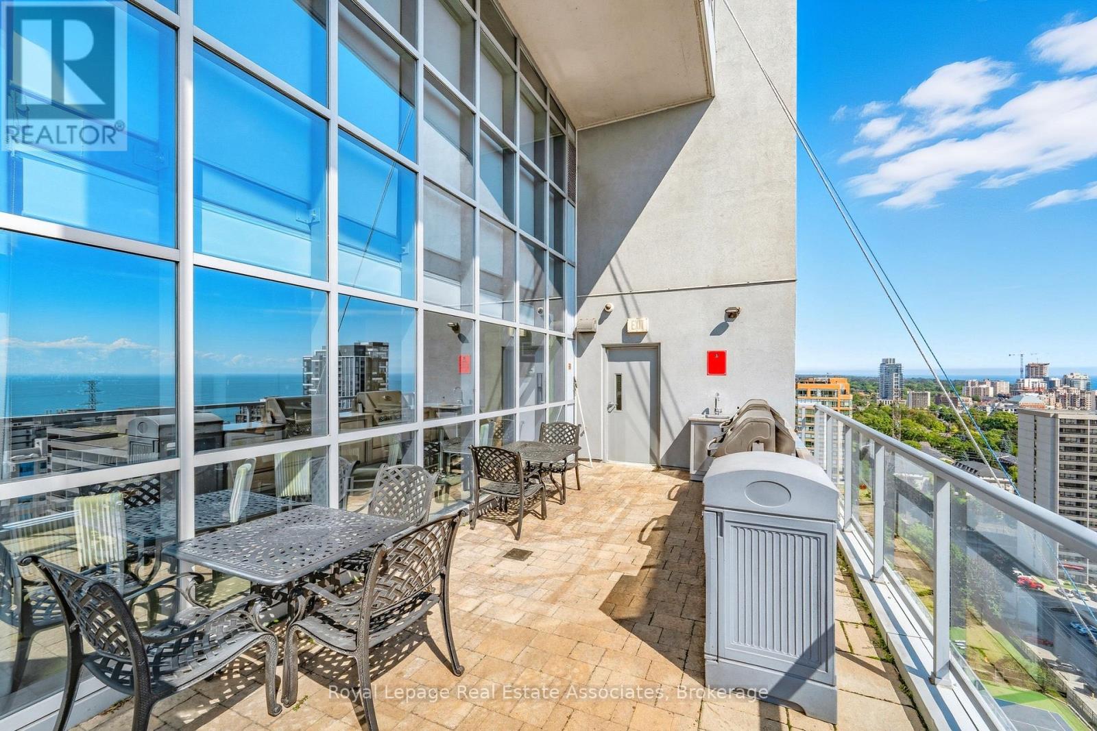 1407 - 551 Maple Avenue, Burlington, Ontario  L7S 1M7 - Photo 31 - W12951804