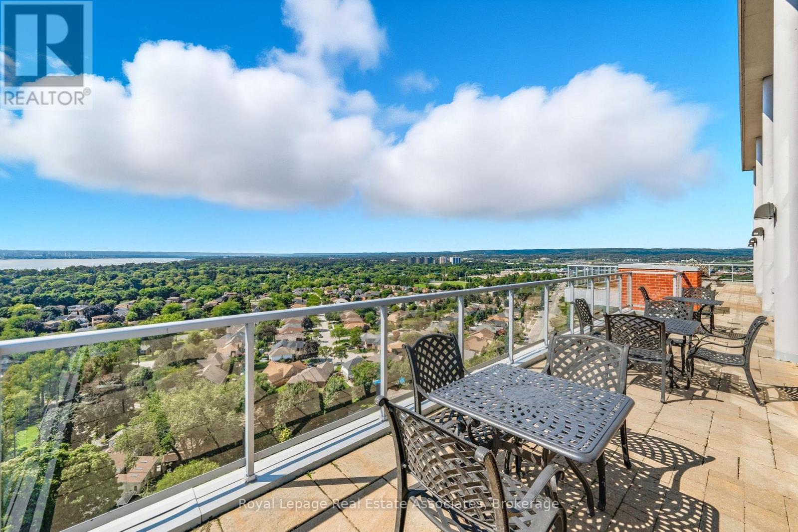 1407 - 551 Maple Avenue, Burlington, Ontario  L7S 1M7 - Photo 32 - W12951804