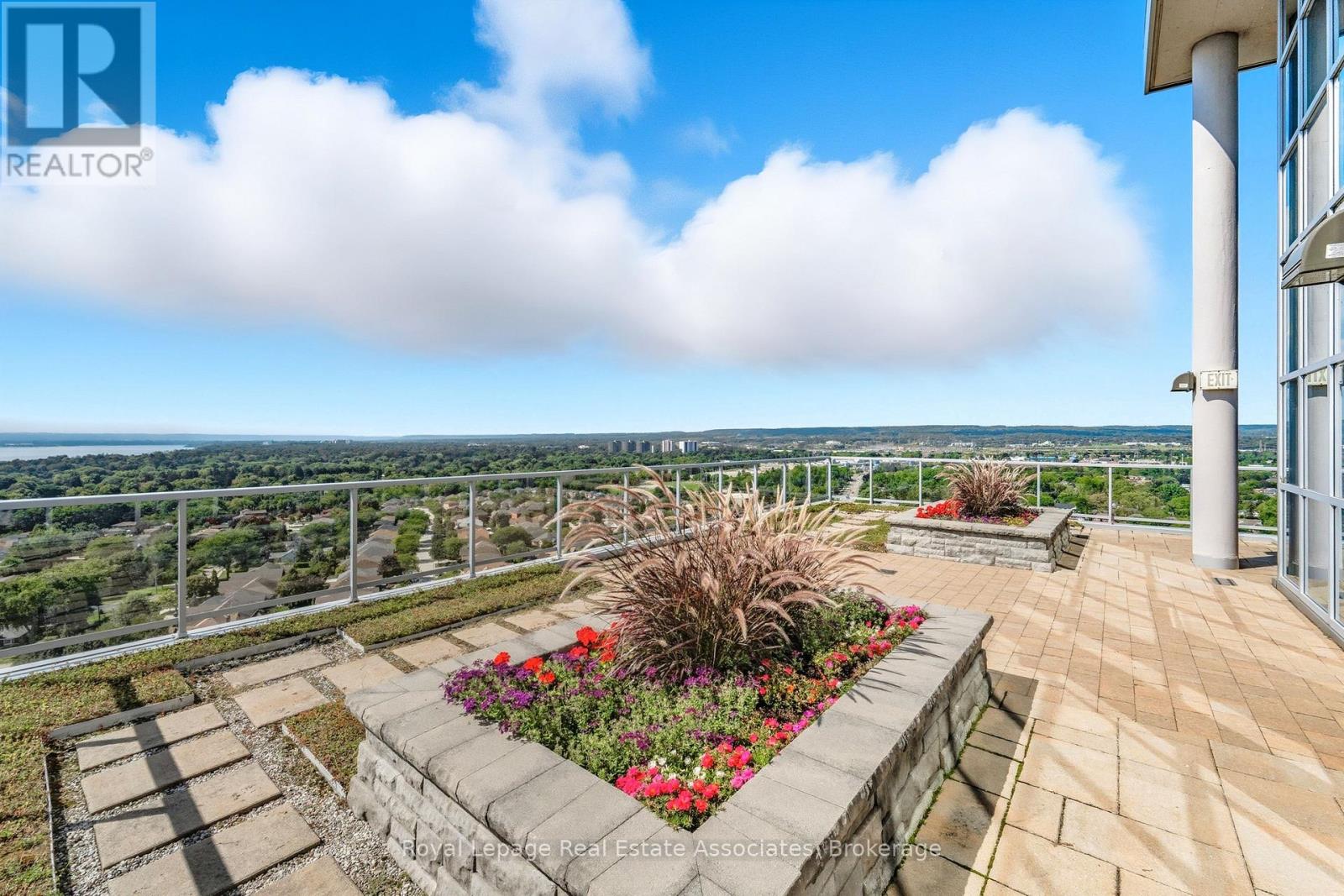 1407 - 551 Maple Avenue, Burlington, Ontario  L7S 1M7 - Photo 36 - W12951804