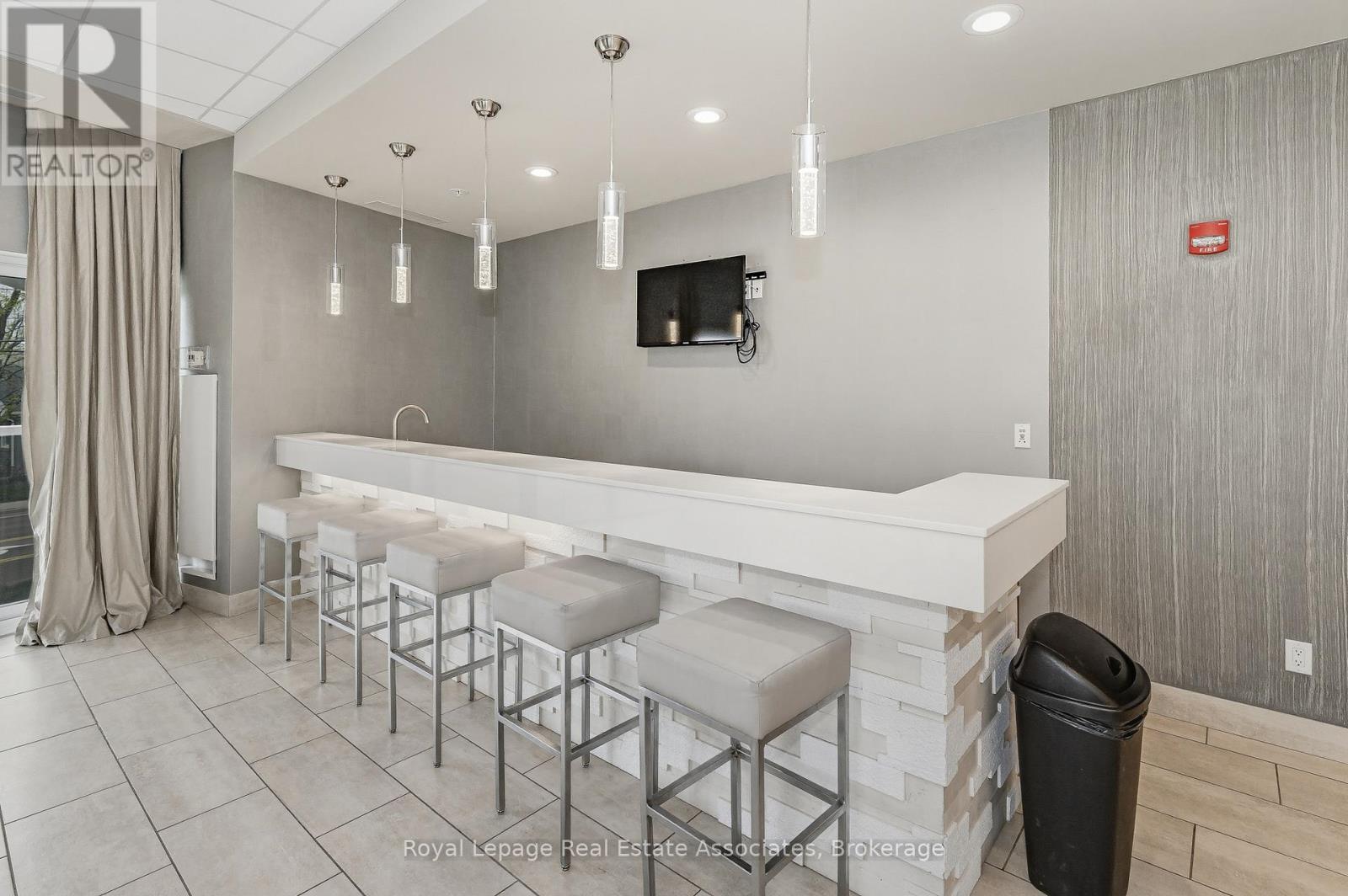 1407 - 551 Maple Avenue, Burlington, Ontario  L7S 1M7 - Photo 41 - W12951804