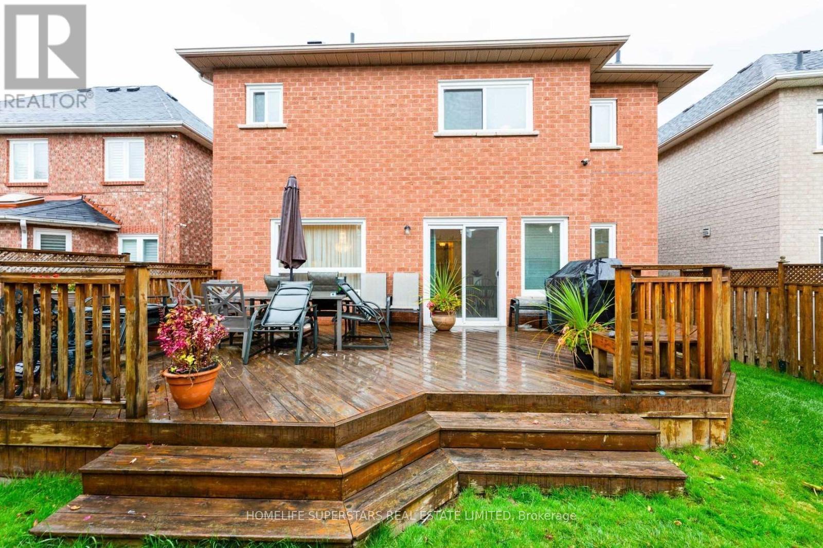 68 Drinkwater Road, Brampton, Ontario  L6Y 4T8 - Photo 11 - W12951824