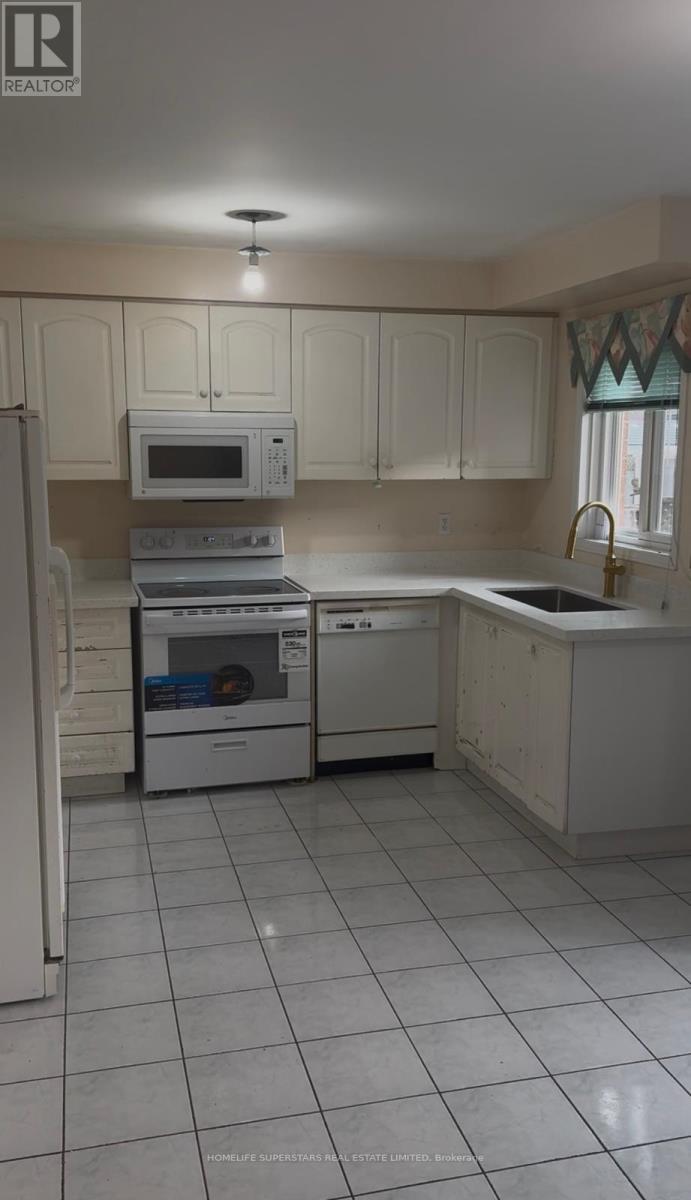 68 Drinkwater Road, Brampton, Ontario  L6Y 4T8 - Photo 2 - W12951824