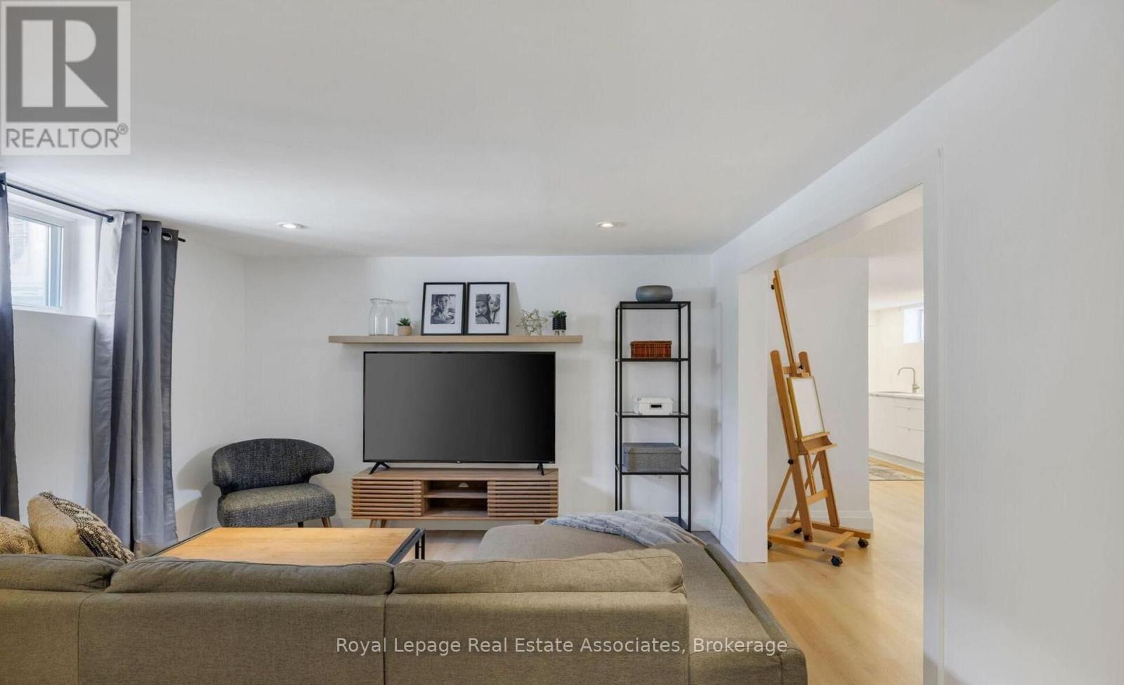 1898 Barsuda Drive, Mississauga, Ontario  L5J 1V5 - Photo 31 - W12951856