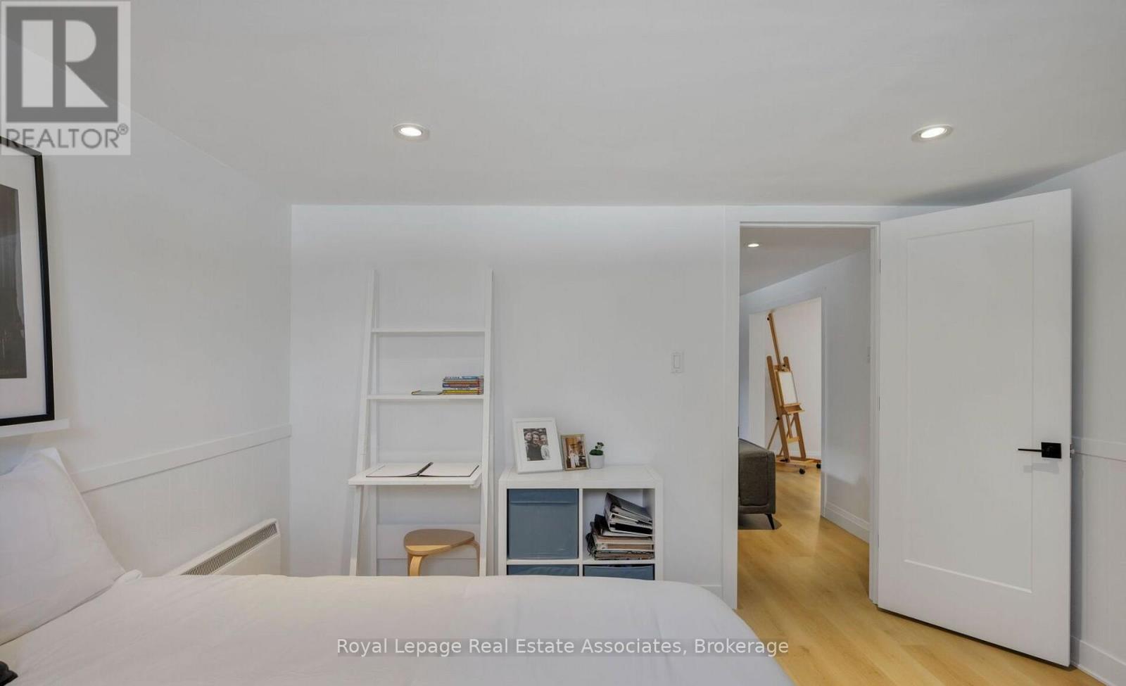 1898 Barsuda Drive, Mississauga, Ontario  L5J 1V5 - Photo 36 - W12951856