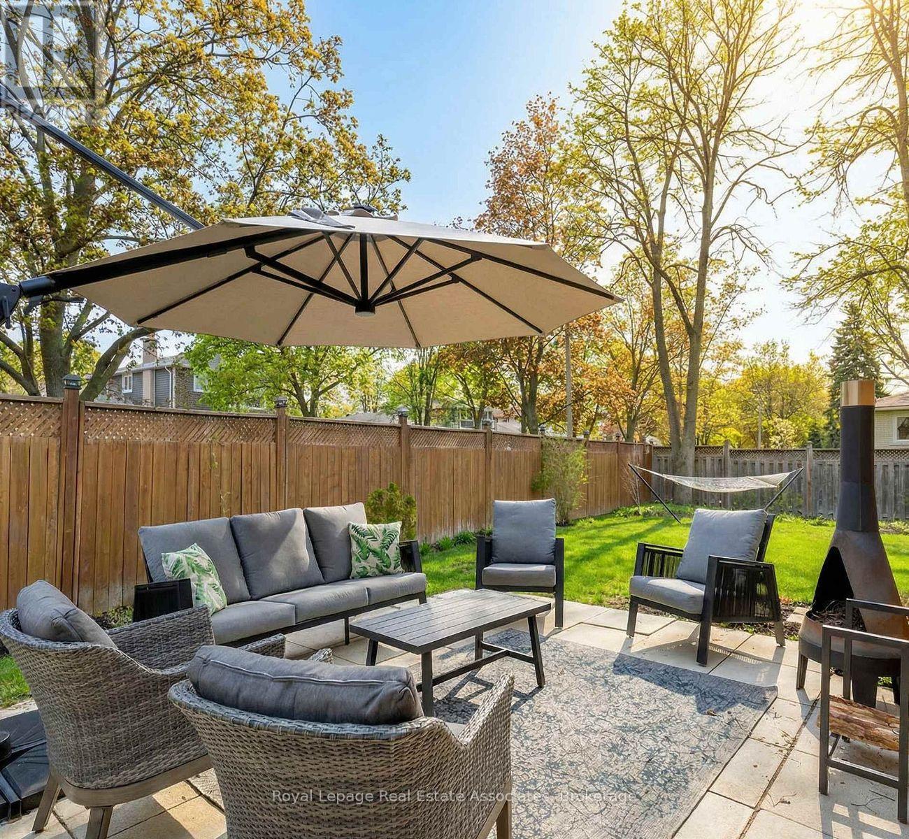 1898 Barsuda Drive, Mississauga, Ontario  L5J 1V5 - Photo 42 - W12951856