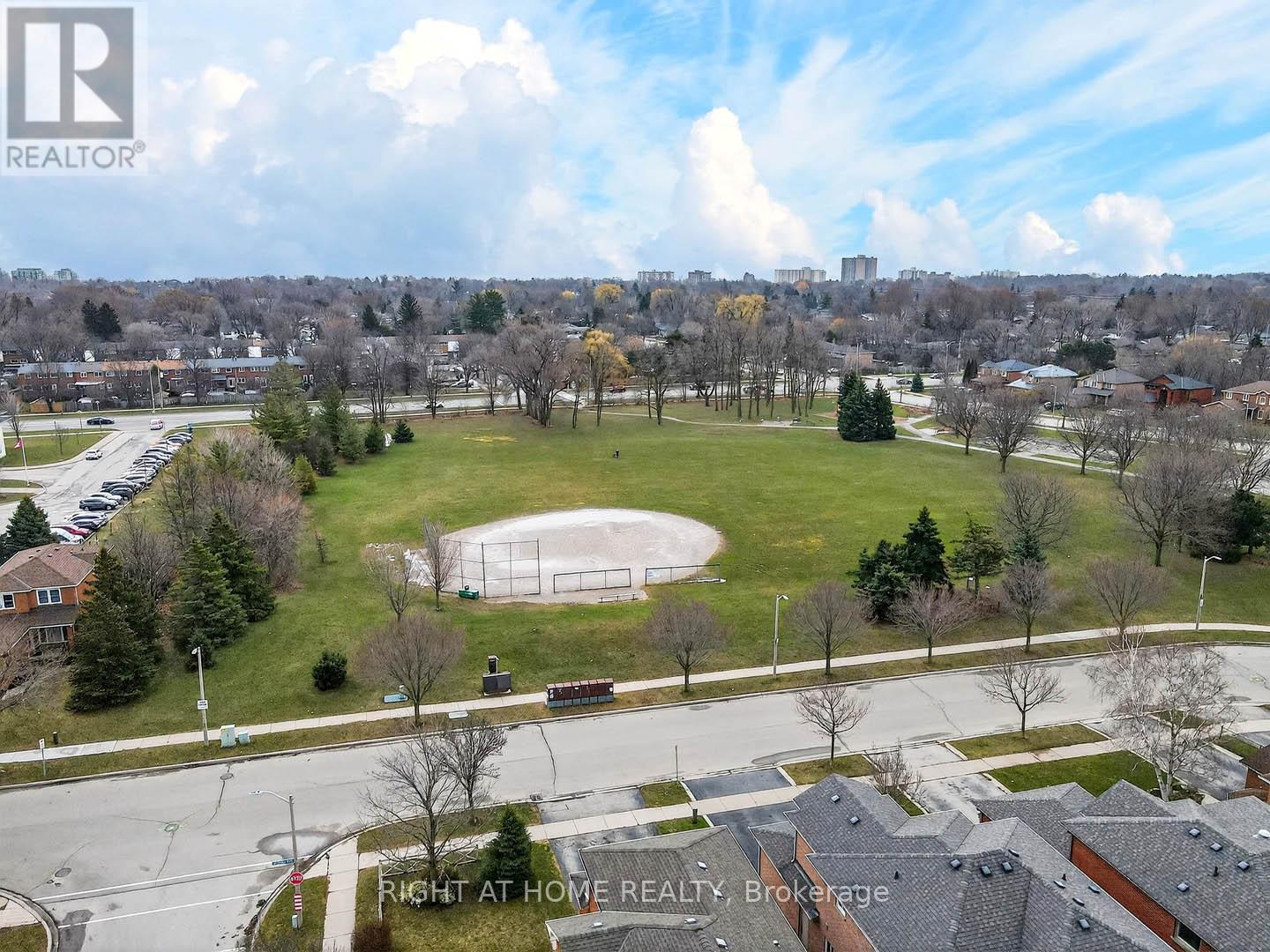 531 Fothergill Boulevard, Burlington, Ontario  L7L 6G1 - Photo 32 - W12951878