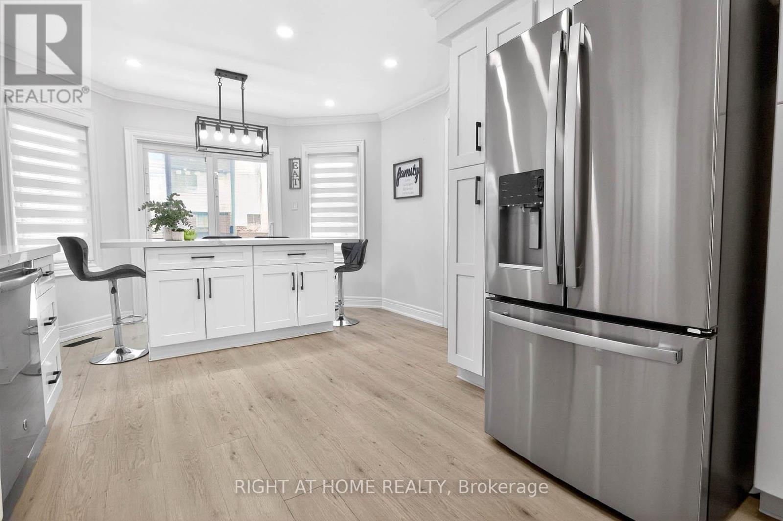 531 Fothergill Boulevard, Burlington, Ontario  L7L 6G1 - Photo 8 - W12951878