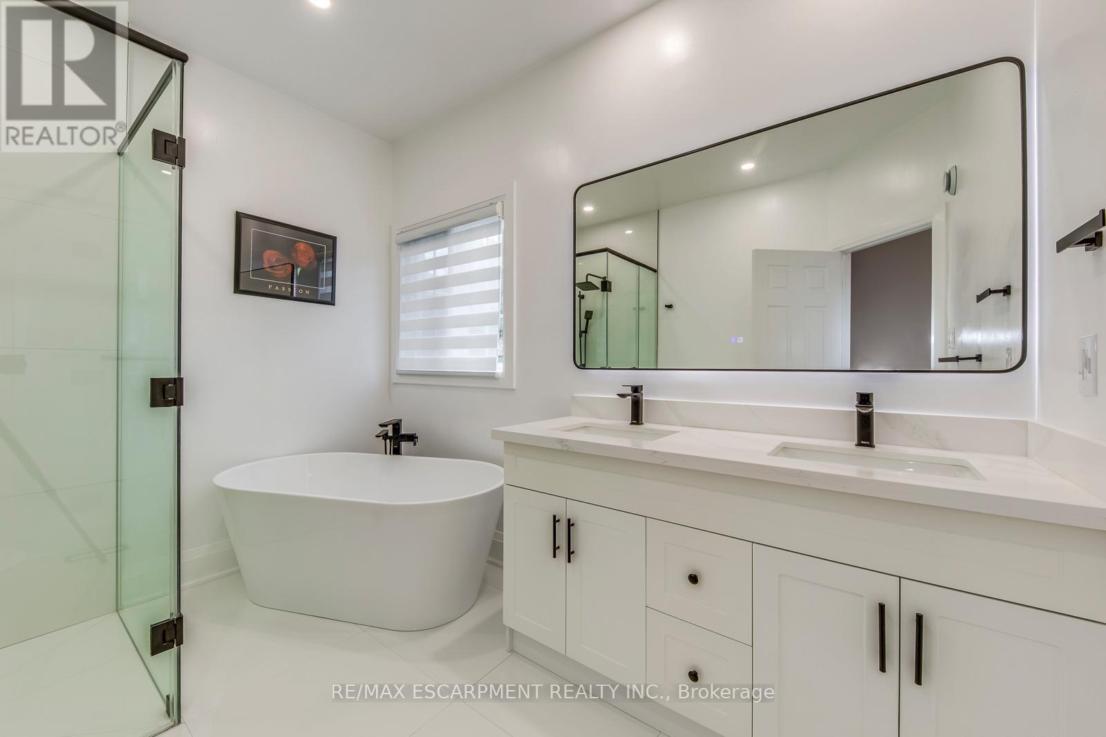 4366 Latimer Crescent, Burlington, Ontario  L7M 4R2 - Photo 25 - W12951882