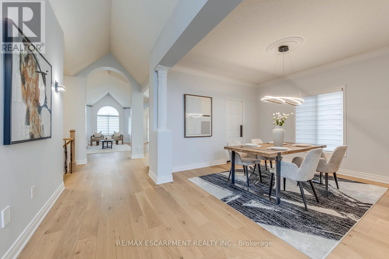 4366 Latimer Crescent, Burlington, Ontario  L7M 4R2 - Photo 7 - W12951882