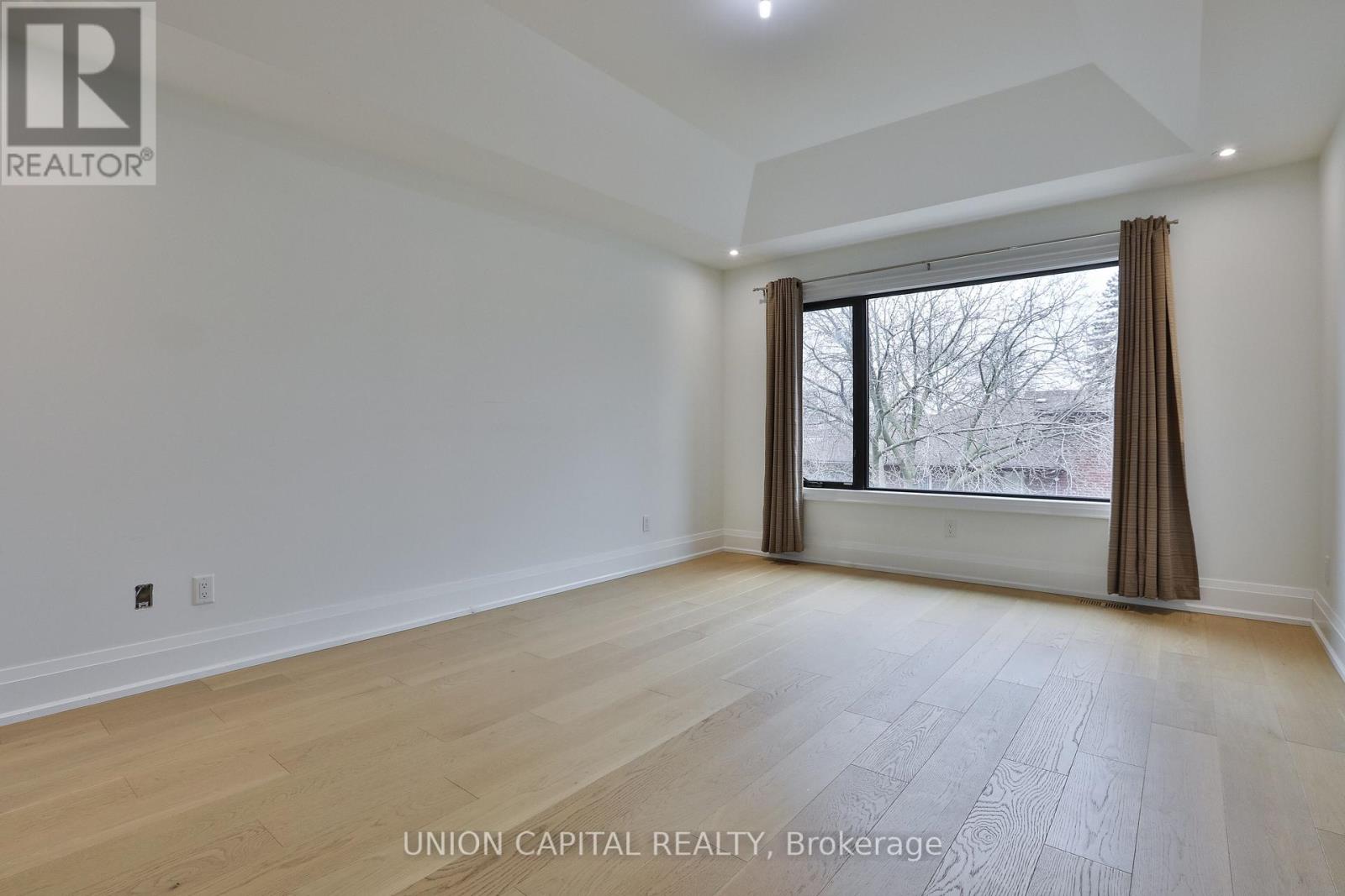 6 Milton Street, Toronto, Ontario  M8Y 2X5 - Photo 18 - W12951918