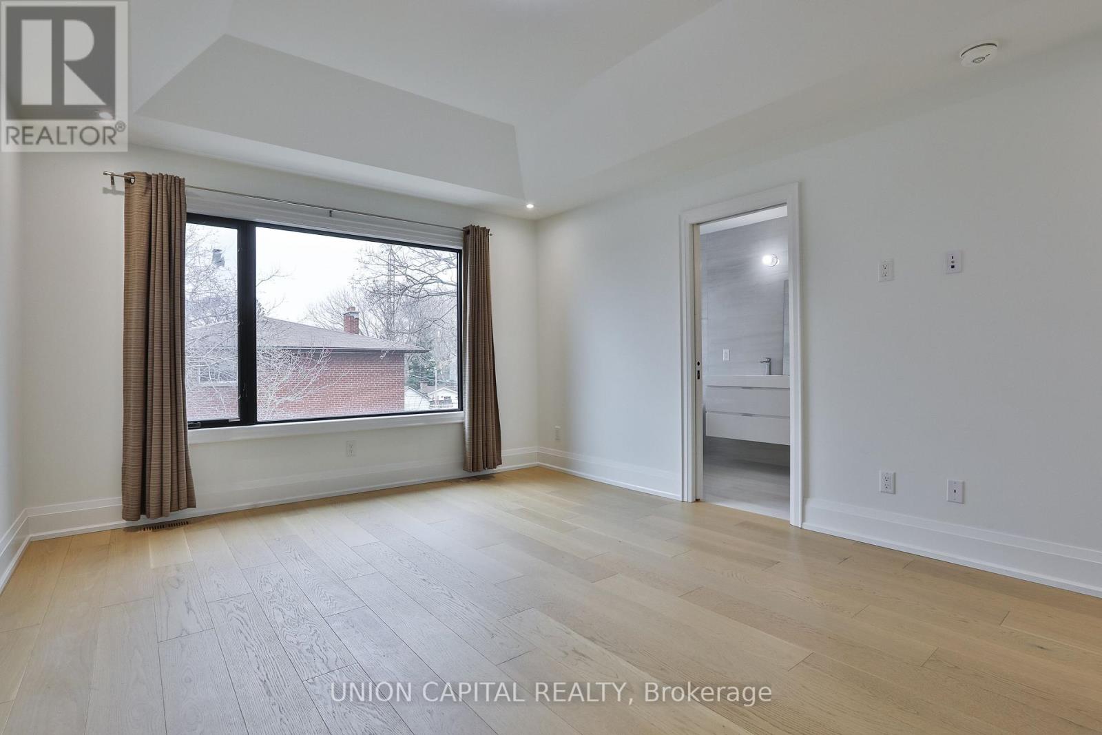 6 Milton Street, Toronto, Ontario  M8Y 2X5 - Photo 19 - W12951918