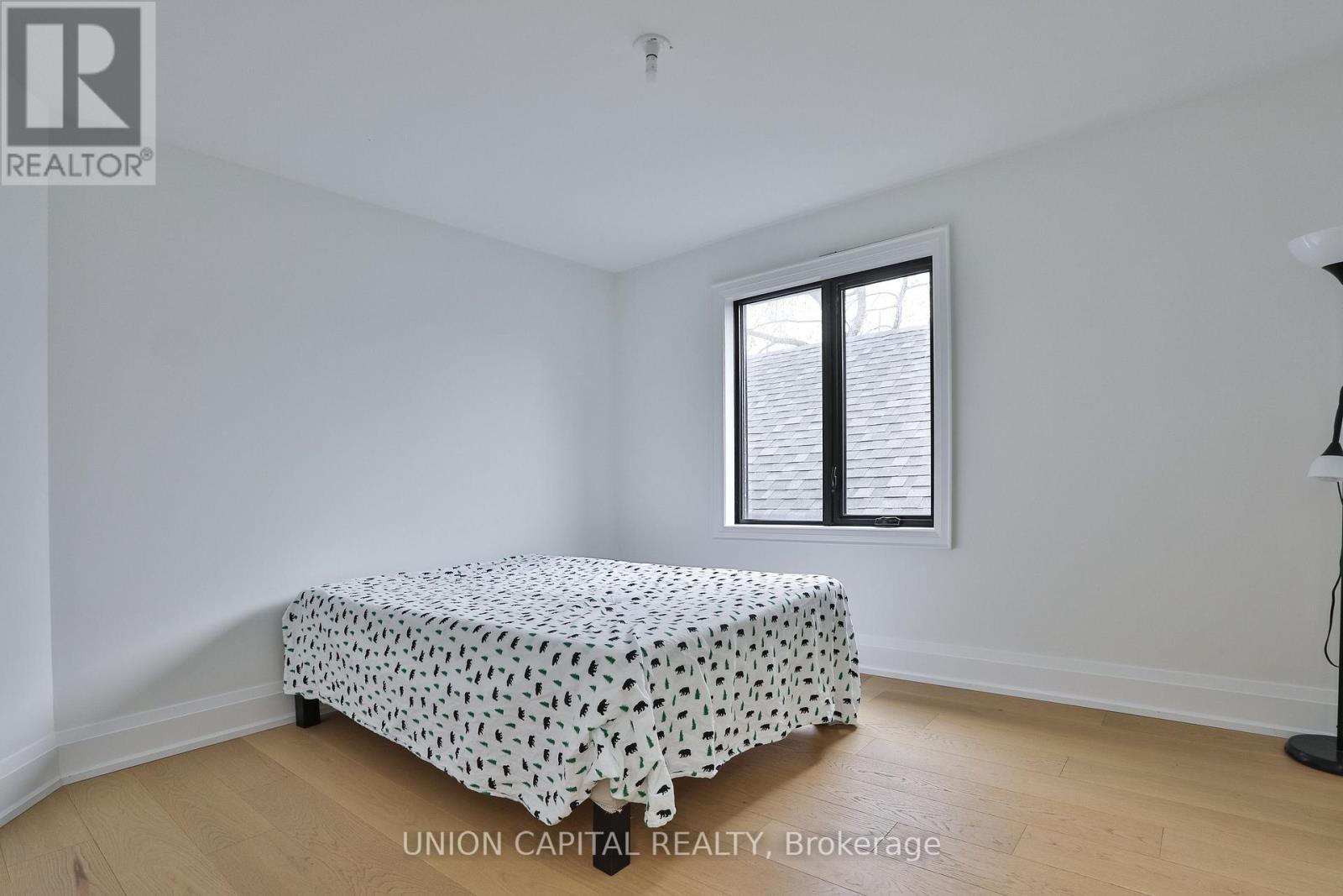 6 Milton Street, Toronto, Ontario  M8Y 2X5 - Photo 25 - W12951918