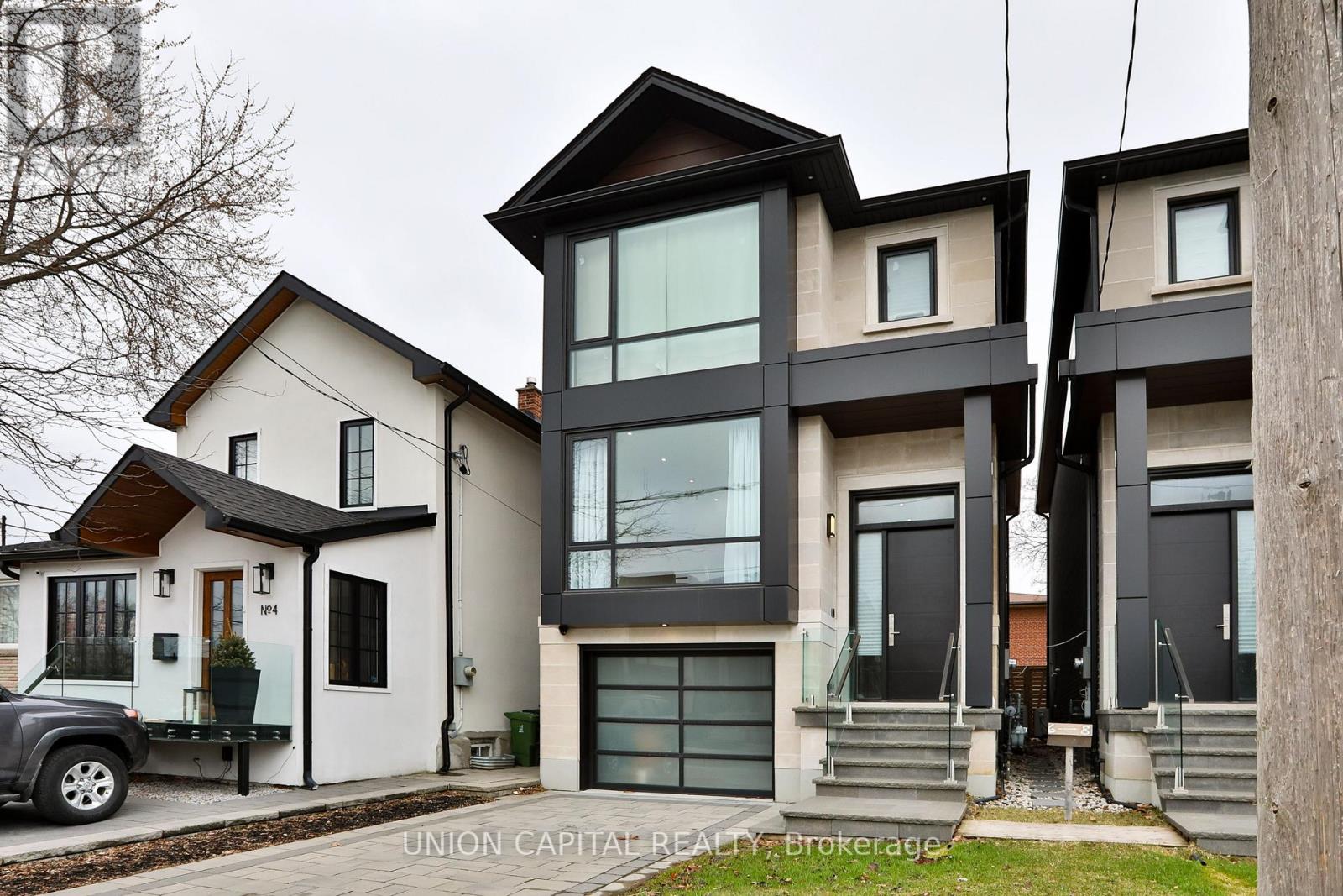 6 Milton Street, Toronto, Ontario  M8Y 2X5 - Photo 3 - W12951918