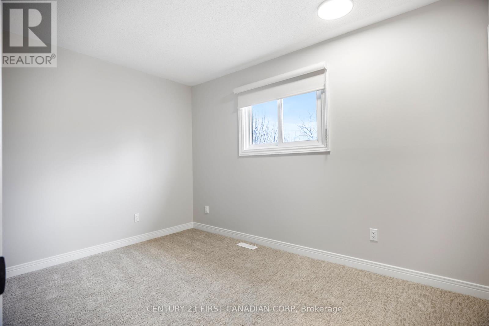 25 - 189 Homestead Crescent, London North, Ontario  N6G 2E6 - Photo 22 - X12951966