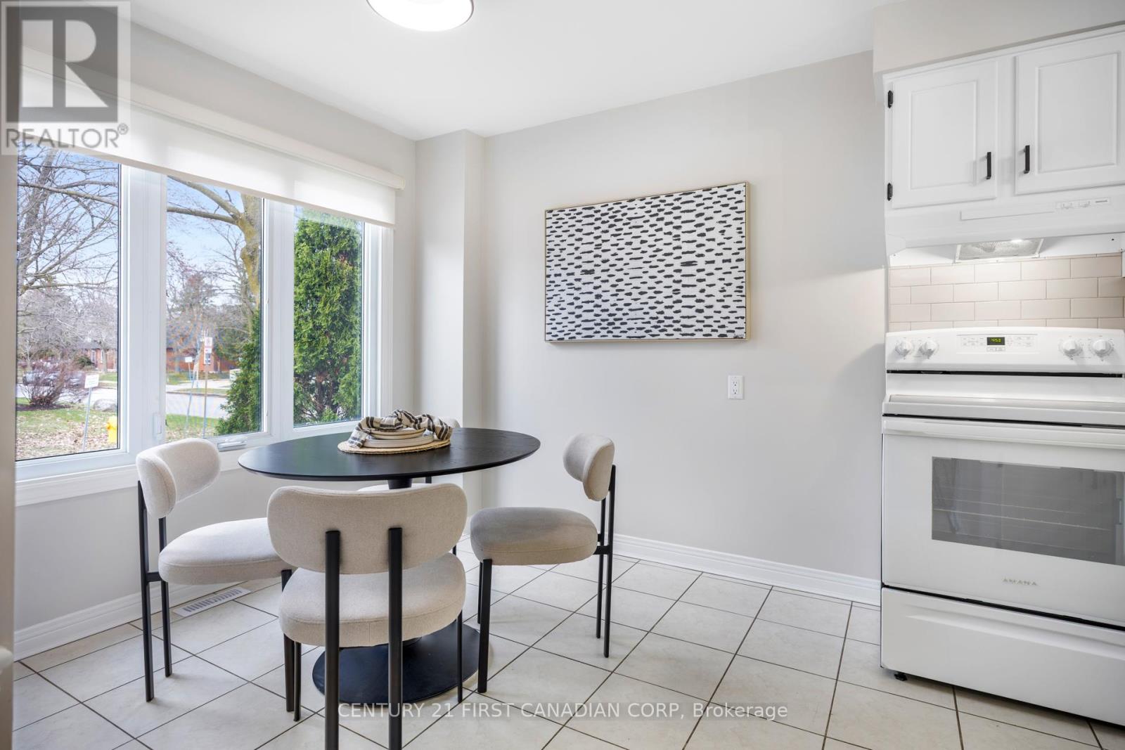 25 - 189 Homestead Crescent, London North, Ontario  N6G 2E6 - Photo 5 - X12951966