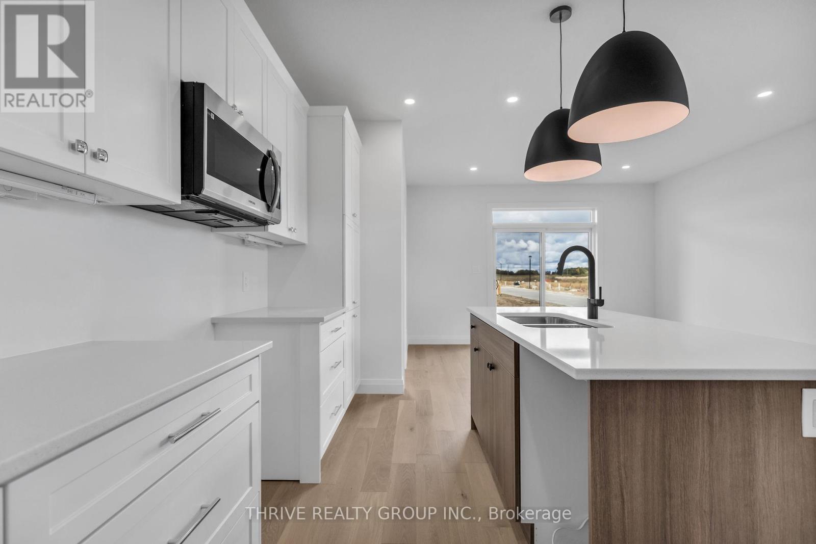 3076 Buroak Drive, London North, Ontario  N6G 3P2 - Photo 14 - X12951998