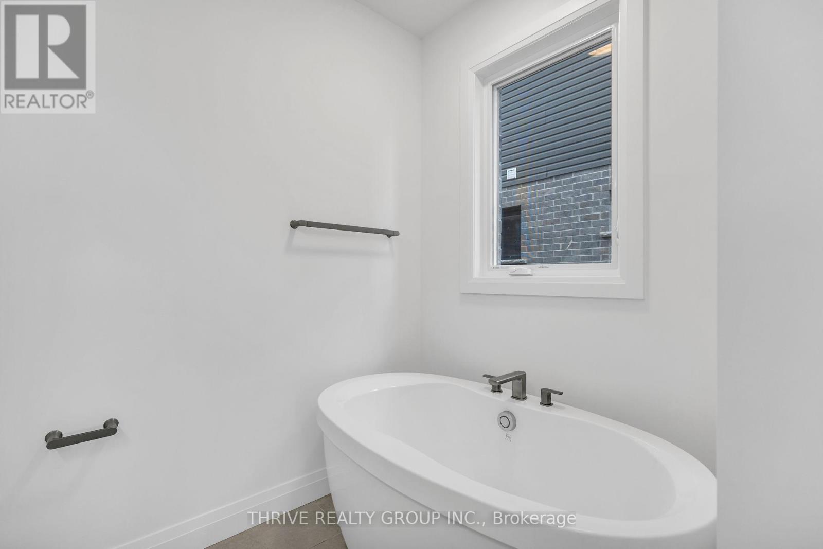 3076 Buroak Drive, London North, Ontario  N6G 3P2 - Photo 22 - X12951998