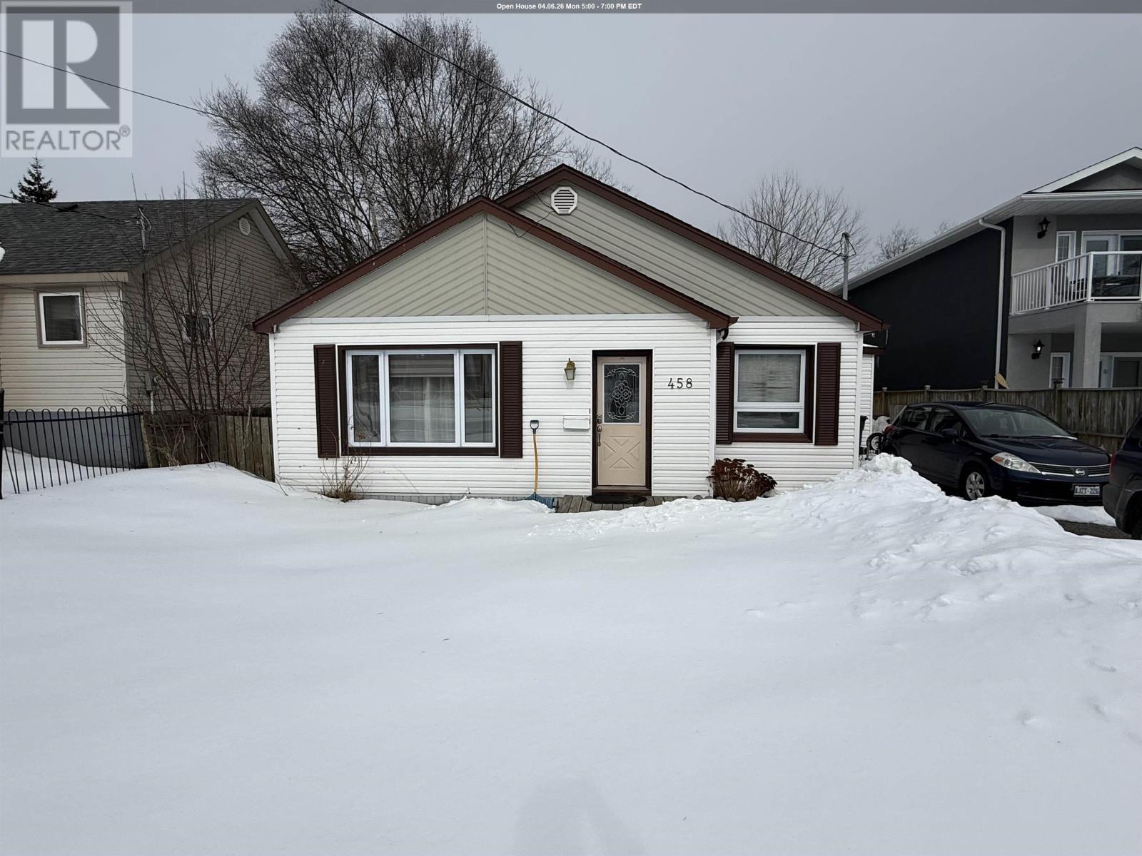 458 Algoma Street N, Thunder Bay, Ontario