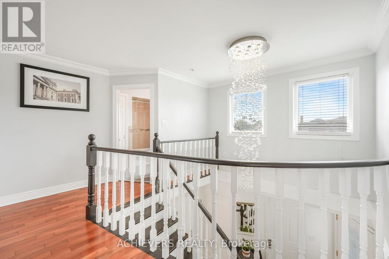 4024 Longo Circle E, Mississauga, Ontario  L4T 4C7 - Photo 18 - W12773266